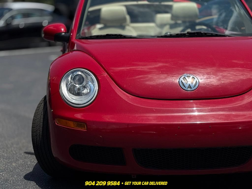 Used 2006 Volkswagen Beetle Convertible w/ Package 1 FWD image 12