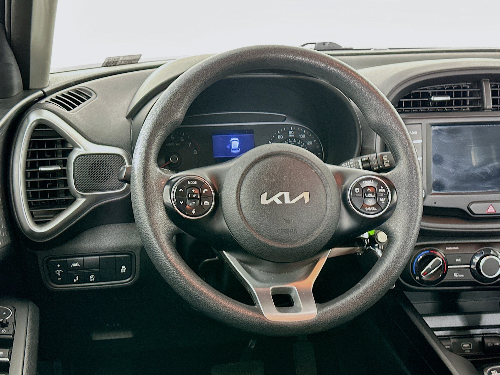 Used 2022 Kia Soul LX w/ Technology Package FWD image 18