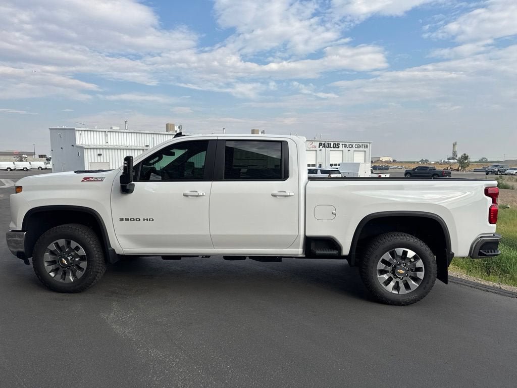New 2026 Chevrolet Silverado 3500 LT w/ All Star Edition AWD/4WD image 7