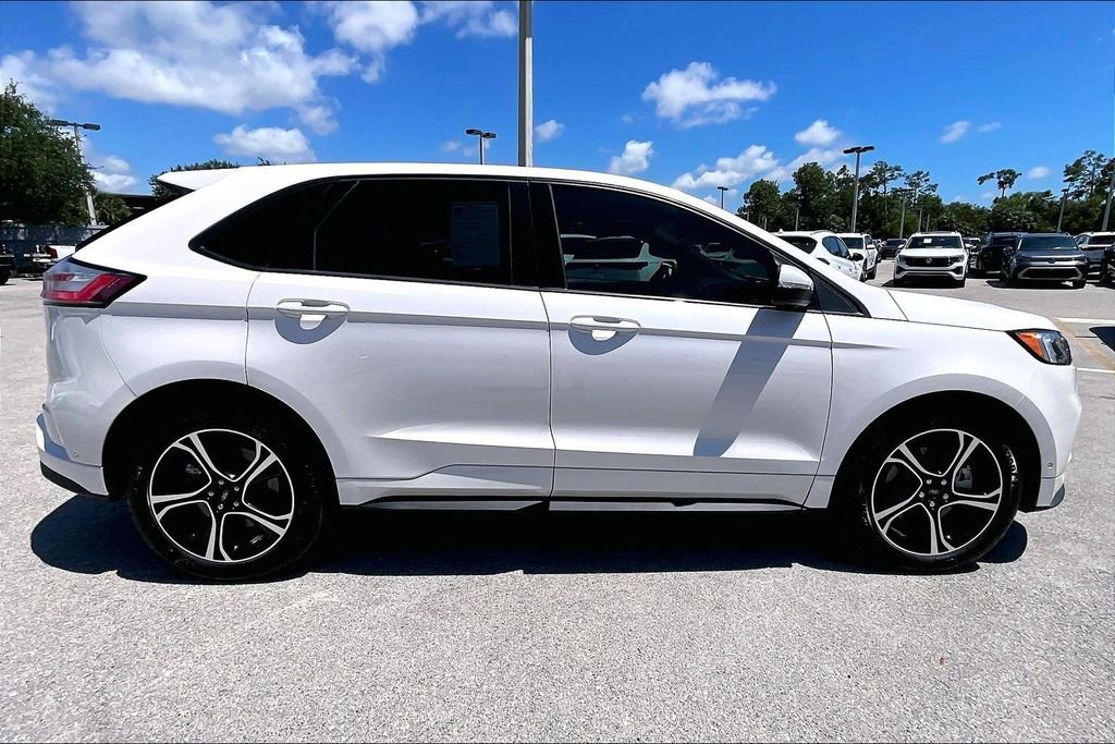 Used 2019 Ford Edge ST w/ Equipment Group 401A AWD/4WD image 4
