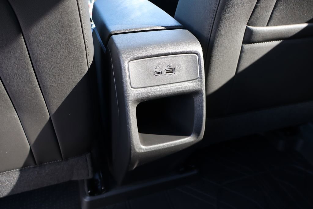 New 2026 Chevrolet Trax RS w/ Sunroof Package image 35