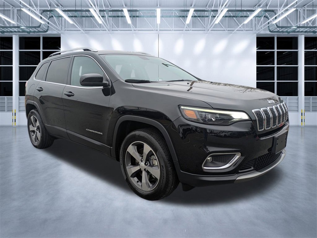 Used 2019 Jeep Cherokee Limited image 2