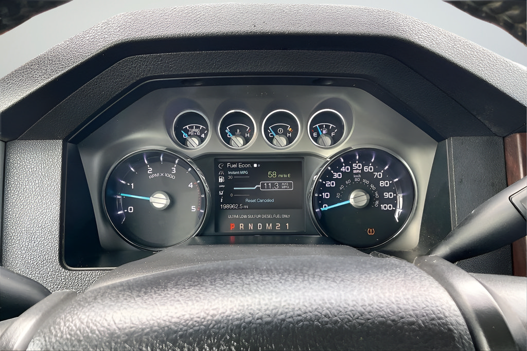 Used 2016 Ford F250 Lariat w/ Lariat Ultimate Package AWD/4WD image 12