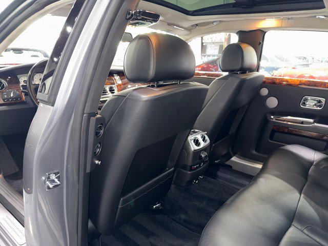 Used 2010 Rolls-Royce Ghost RWD image 49