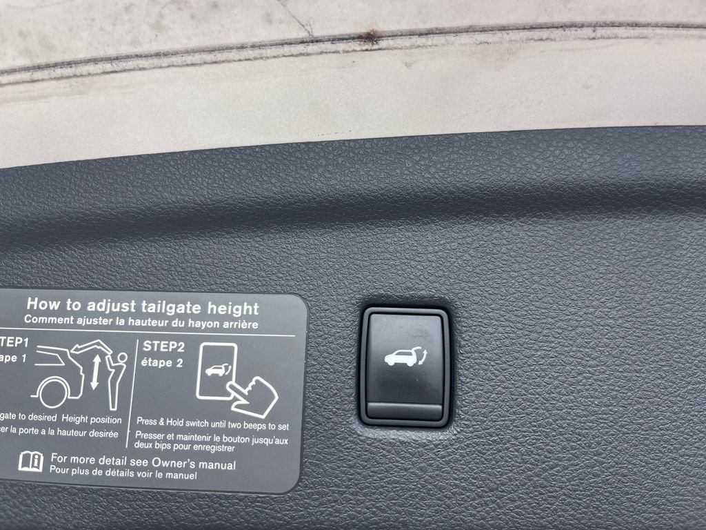 Used 2019 INFINITI QX50 Luxe w/ Protection Package FWD image 22
