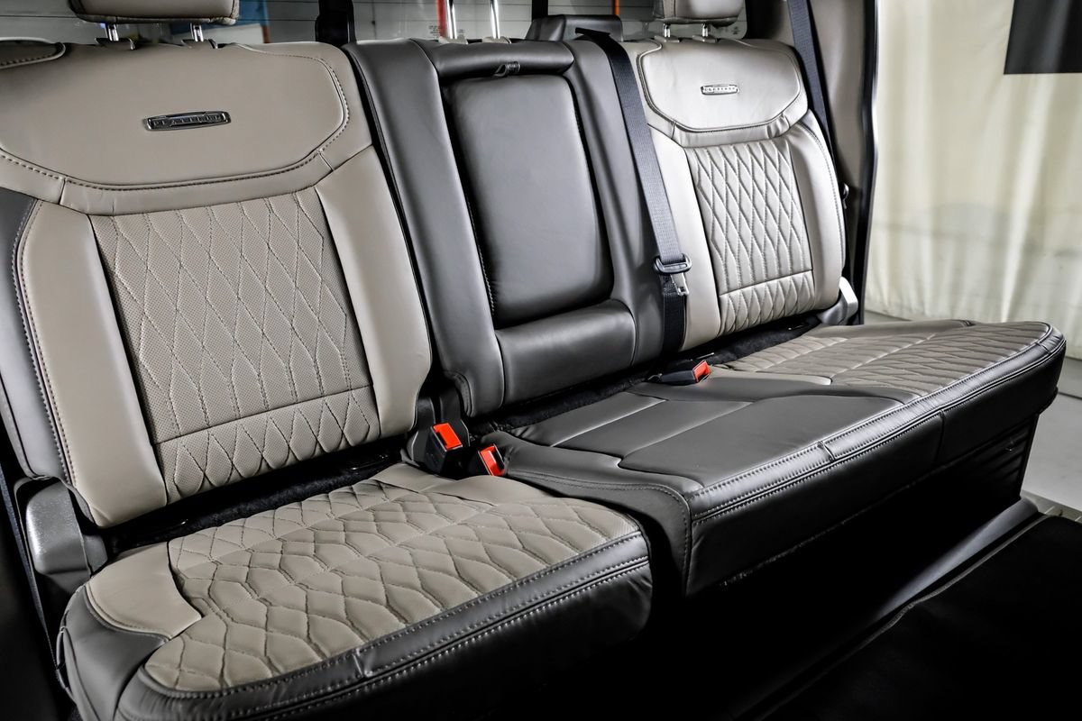 Used 2026 Ford F450 Platinum AWD/4WD image 32