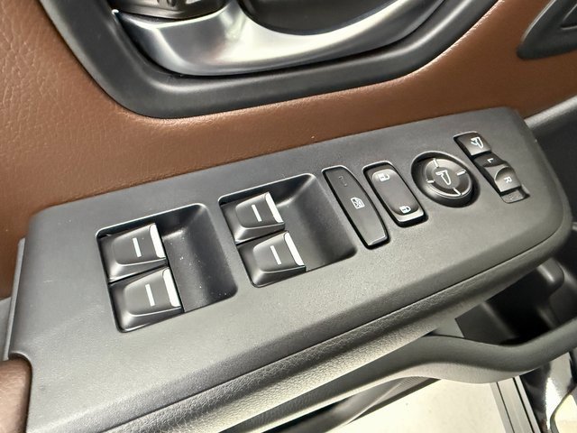 Used 2025 Honda Pilot Elite image 28