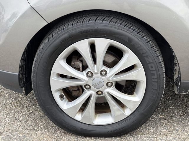 Used 2014 Kia Soul + FWD image 8