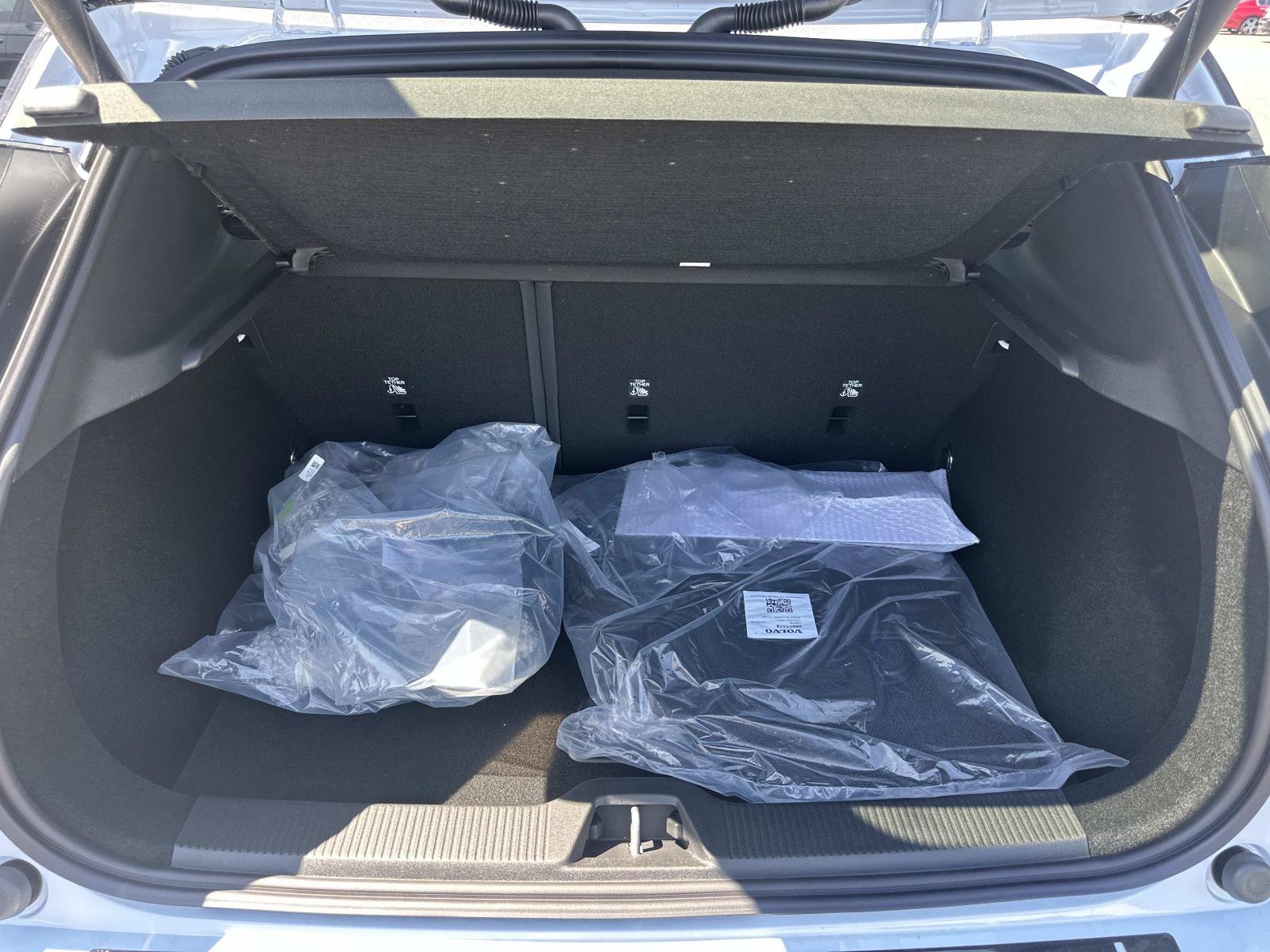 New 2026 Volvo EX30 Cross Country Ultra AWD/4WD image 18