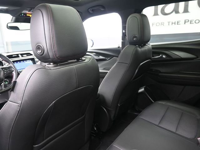 Used 2023 Chevrolet TrailBlazer RS w/ Sun and Liftgate Package image 23