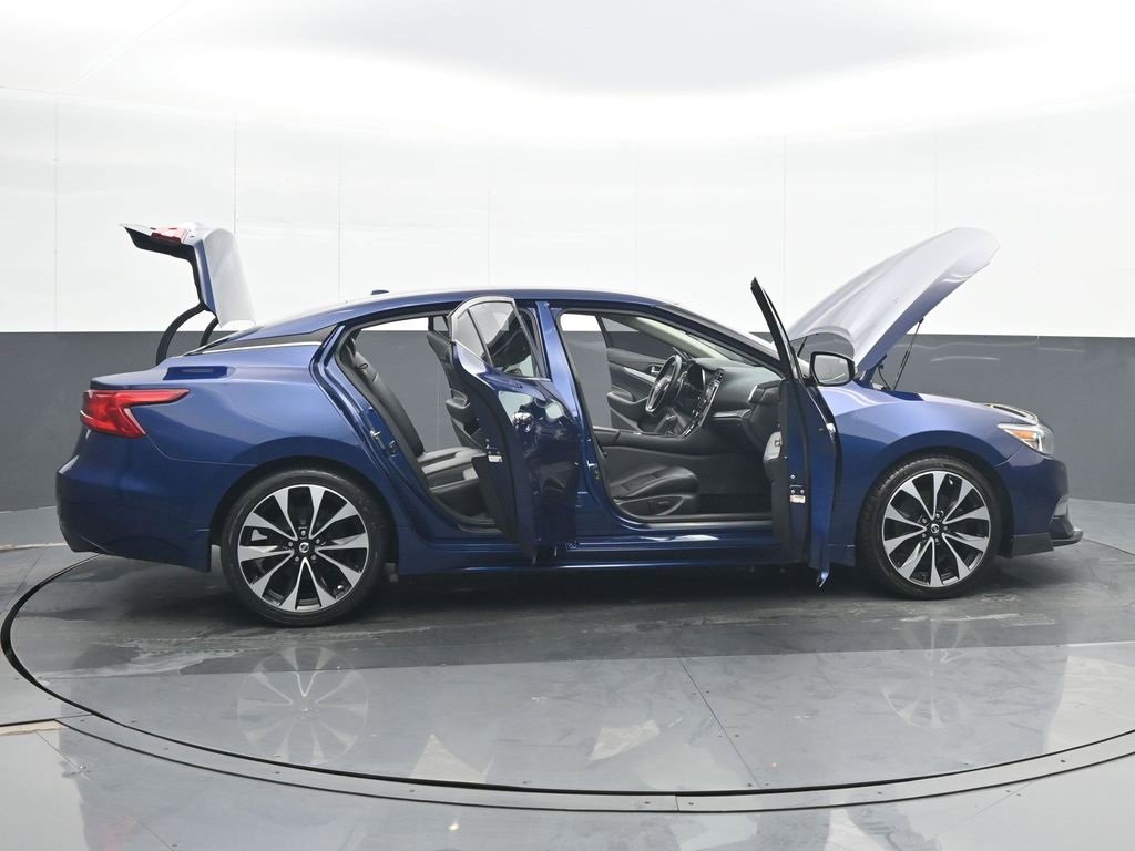 Used 2018 Nissan Maxima SR image 26
