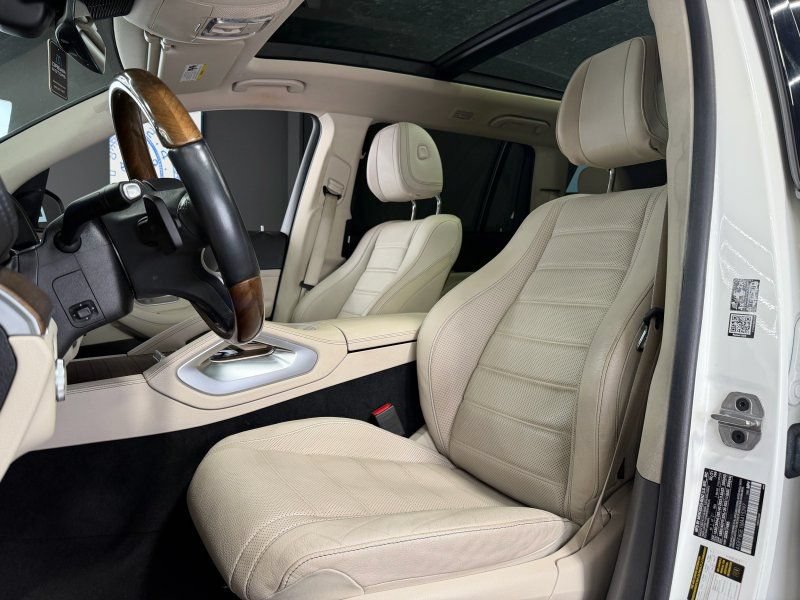 Used 2021 Mercedes-Benz GLS 580 4MATIC image 19