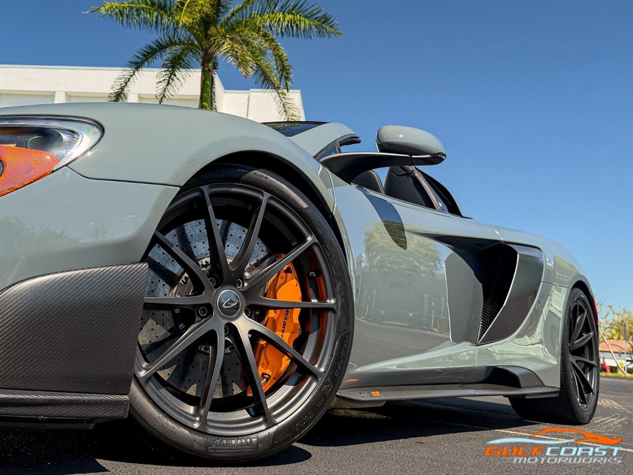 Used 2016 McLaren 675LT image 14