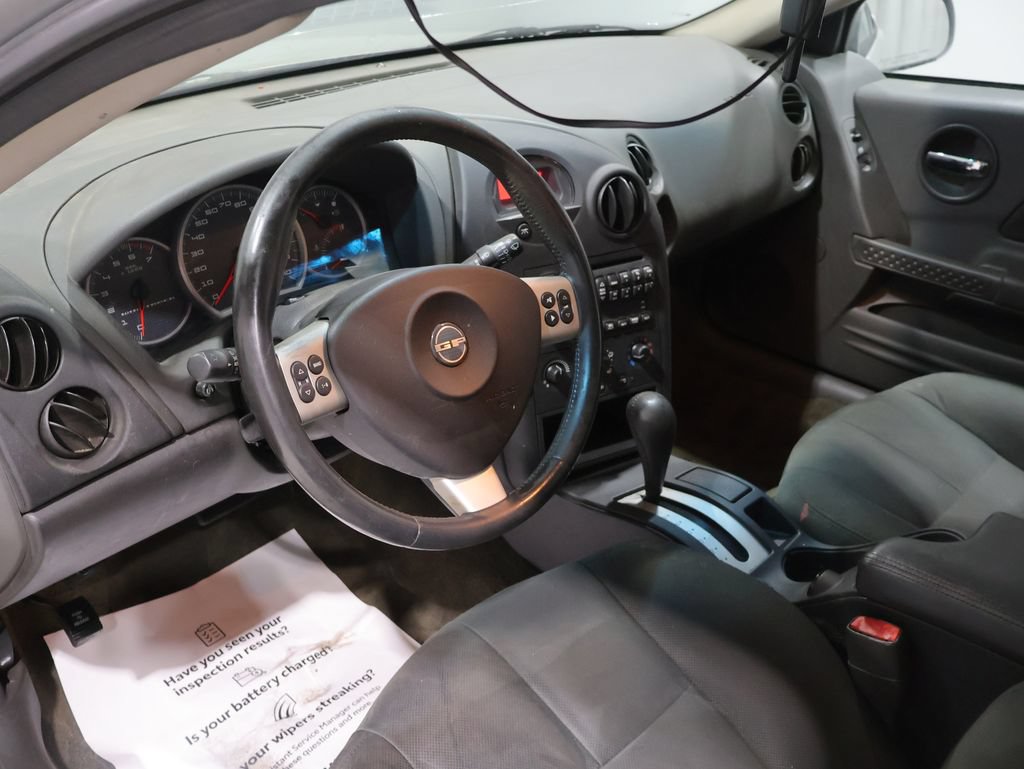 Used 2004 Pontiac Grand Prix GT2 w/ GT Sport Appearance Package FWD image 18