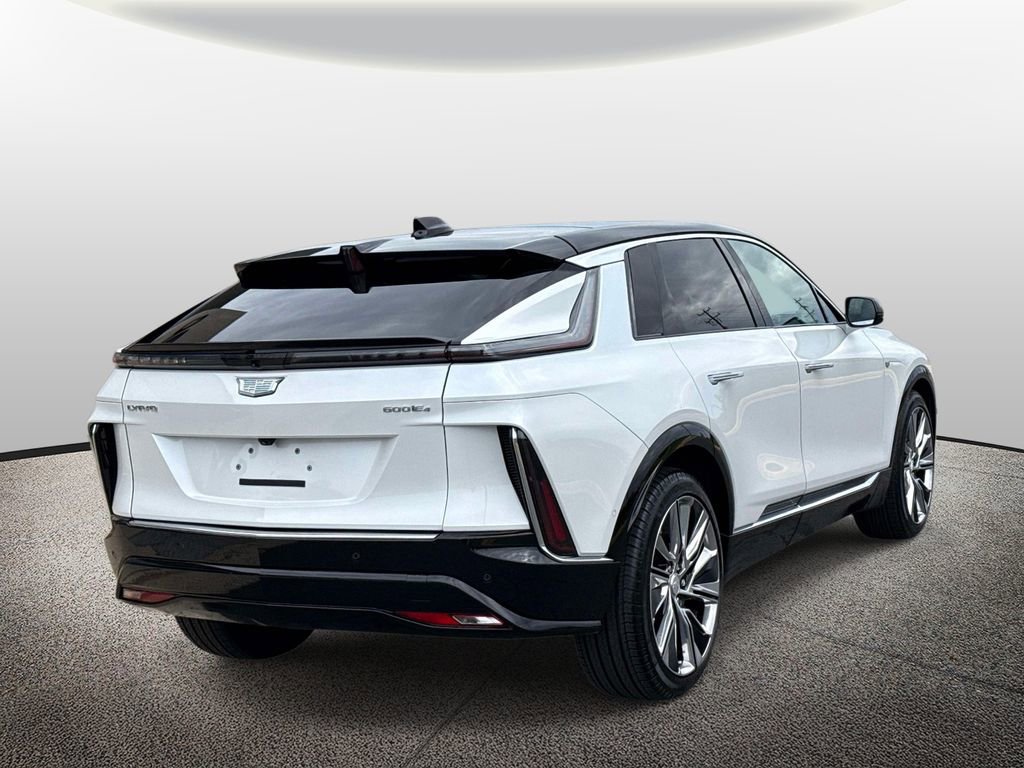 Used 2025 Cadillac Lyriq Luxury w/ Nappa Leather Package image 2