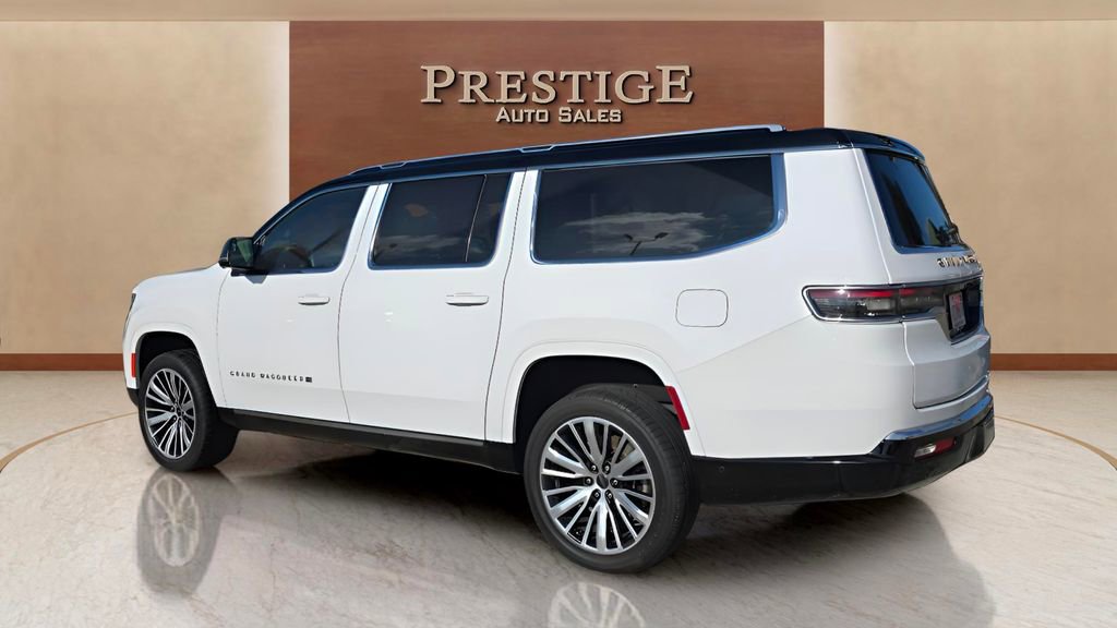 Used 2024 Jeep Grand Wagoneer L Series III AWD/4WD image 26