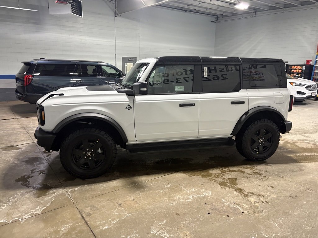 New 2025 Ford Bronco Outer Banks image 5