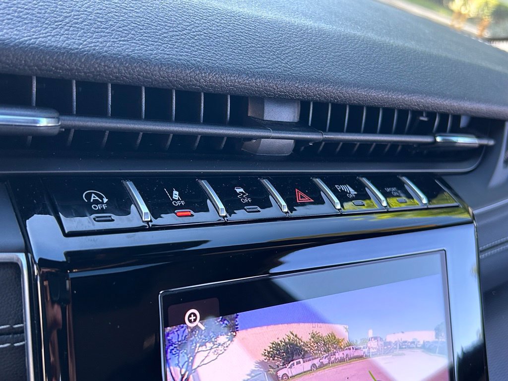 Certified 2025 Jeep Grand Cherokee L Altitude RWD image 31