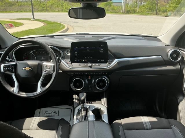 Used 2025 Chevrolet Blazer LT w/ Convenience Package FWD image 21