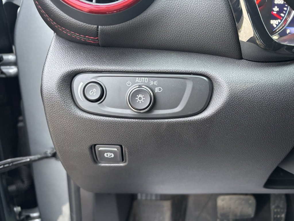 Used 2025 Chevrolet Blazer RS image 12