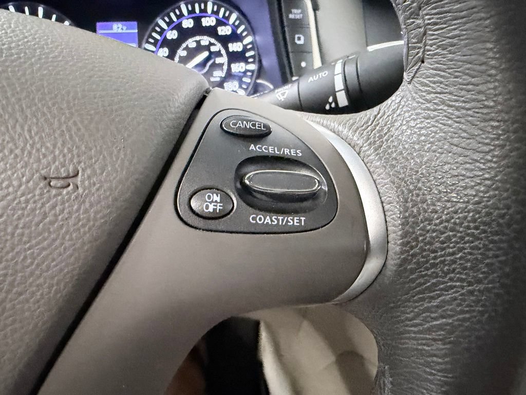 Used 2019 INFINITI Q70 L 3.7 RWD image 26