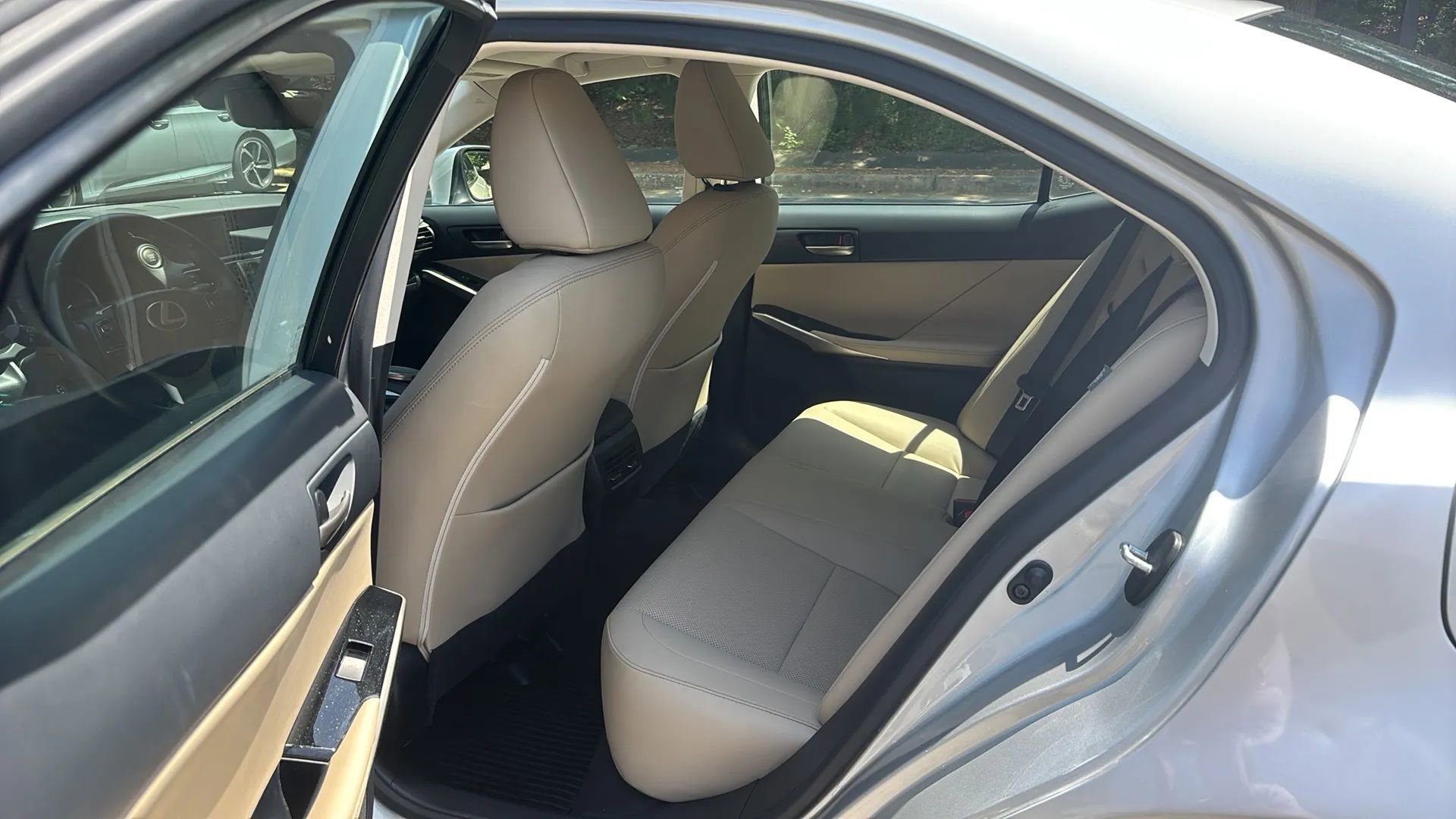 Used 2019 Lexus IS 300 AWD w/ Navigation Package image 20