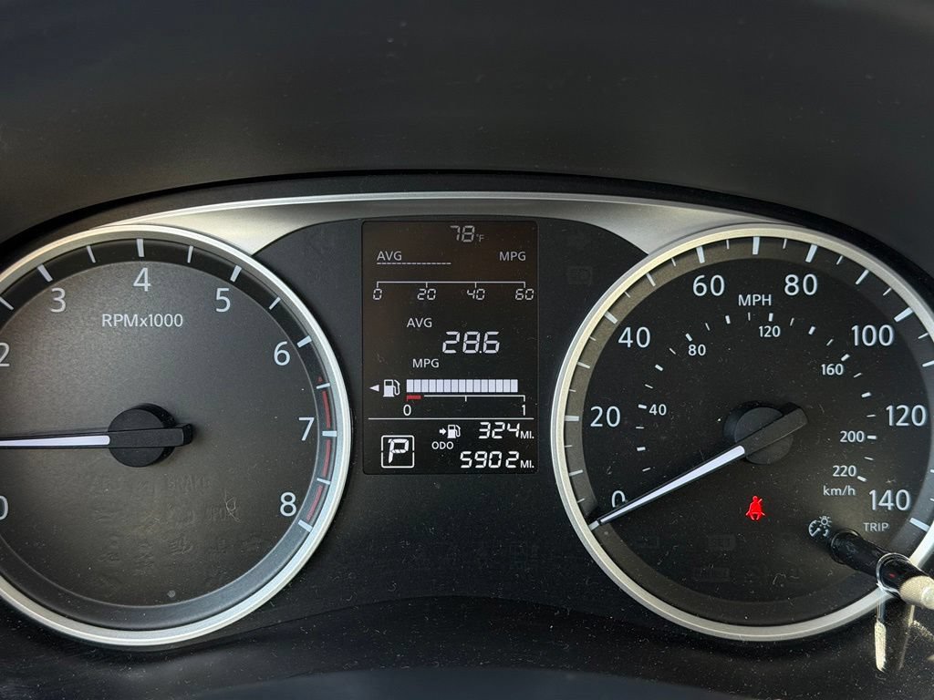 Certified 2025 Nissan Kicks Play S FWD image 31