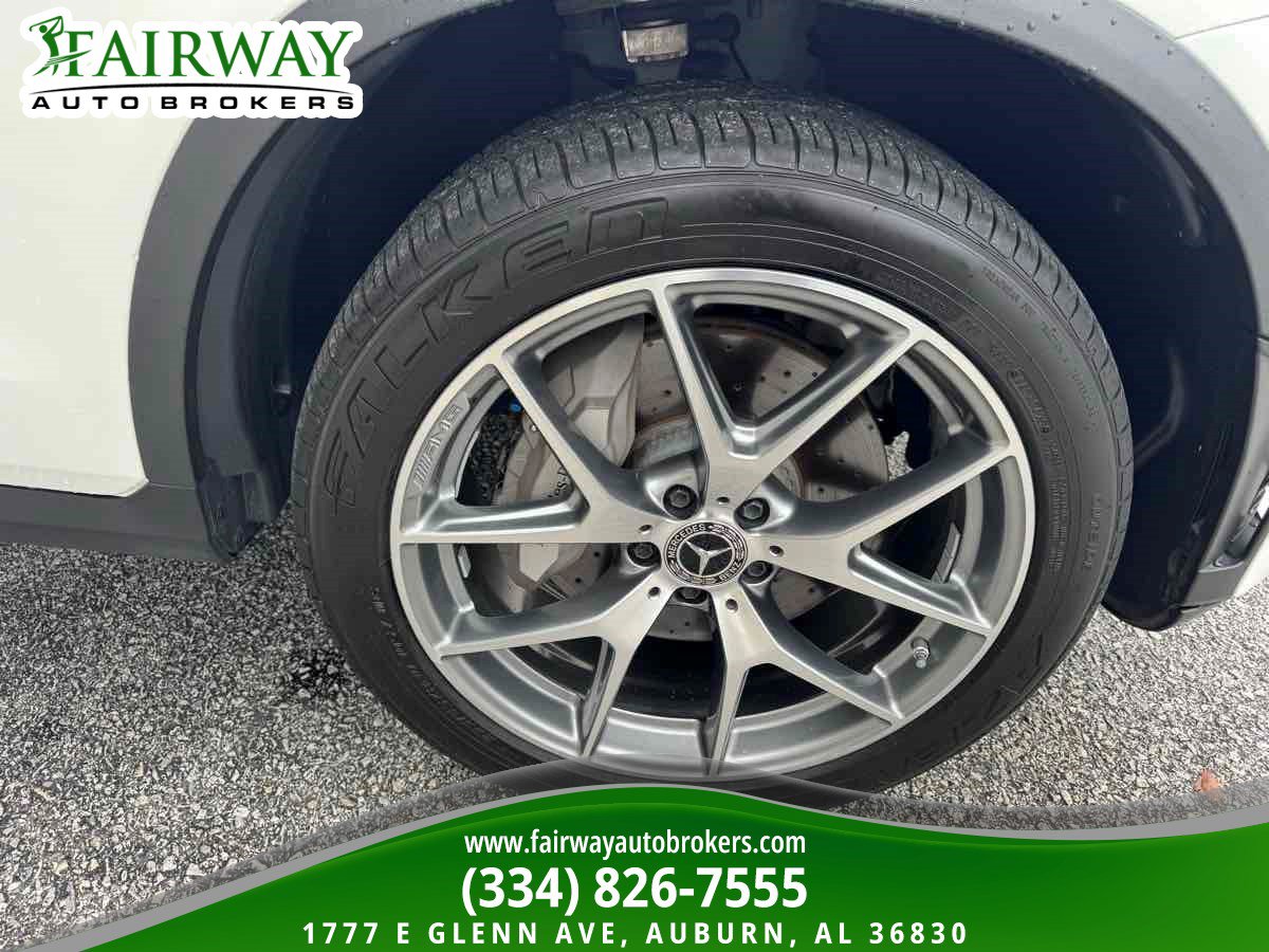 Used 2023 Mercedes-Benz GLC 300 4MATIC Coupe image 34