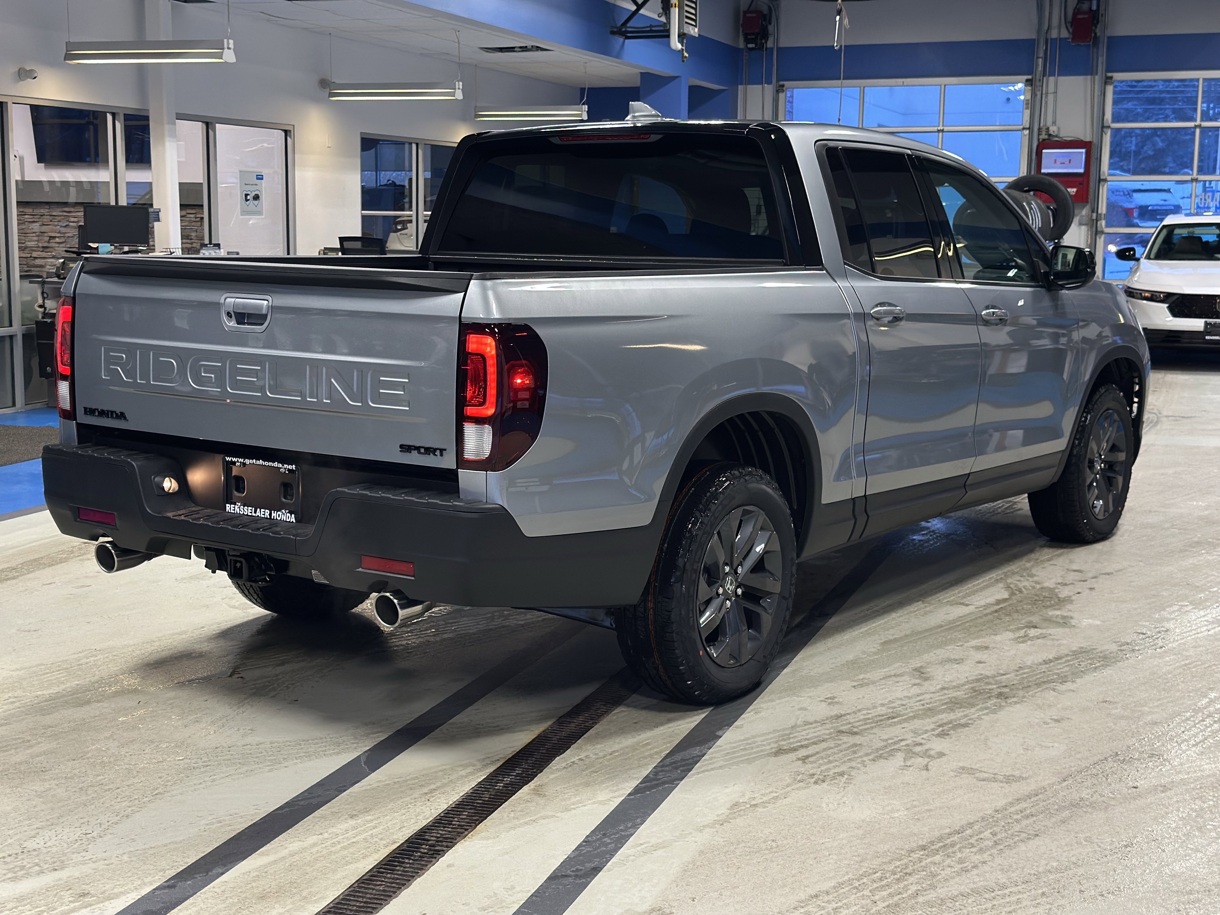 New 2026 Honda Ridgeline Sport image 4