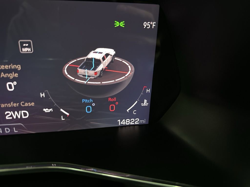 Used 2024 GMC Canyon Elevation w/ Elevation Premium Package image 26