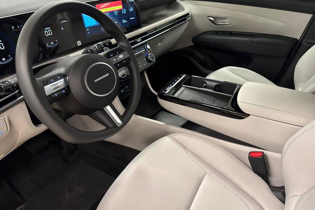 New 2025 Hyundai Tucson SEL AWD/4WD image 9