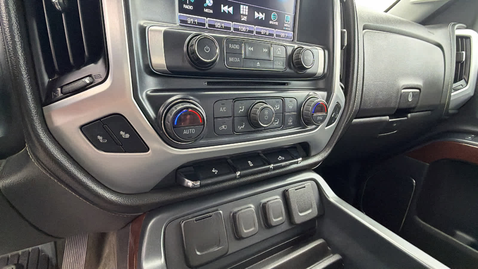 Used 2018 GMC Sierra 2500 SLT image 14