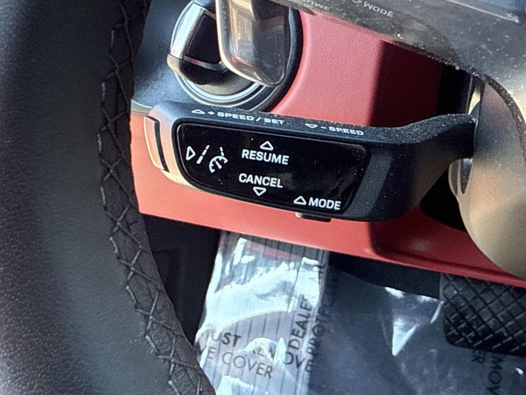 Used 2023 Porsche Cayenne image 43