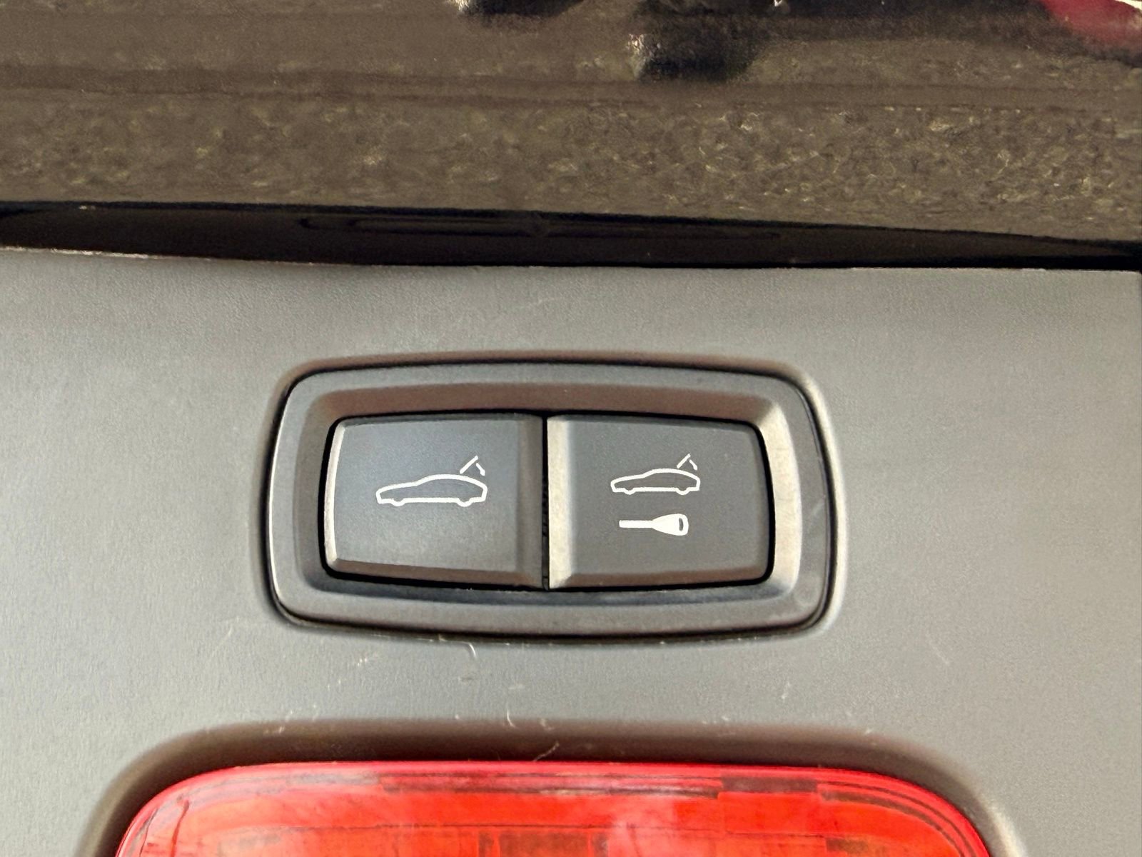 Used 2017 Porsche Cayenne image 11