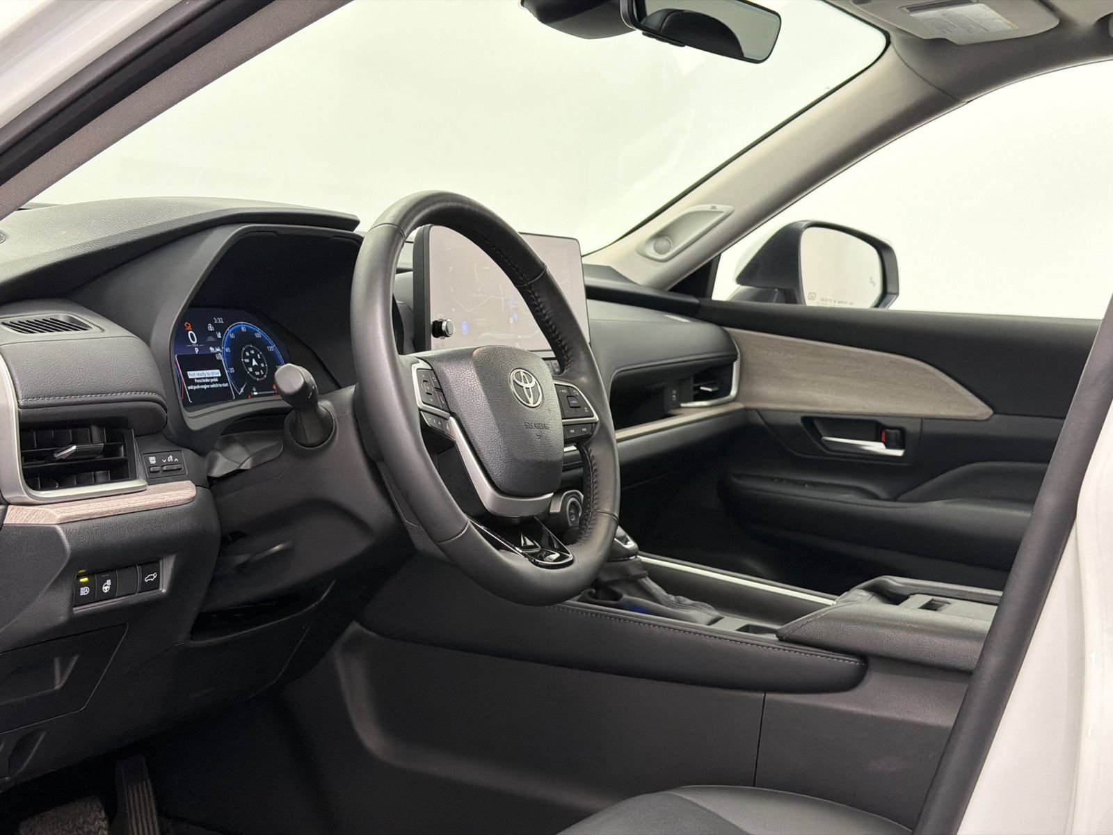 Used 2025 Toyota Grand Highlander AWD image 15