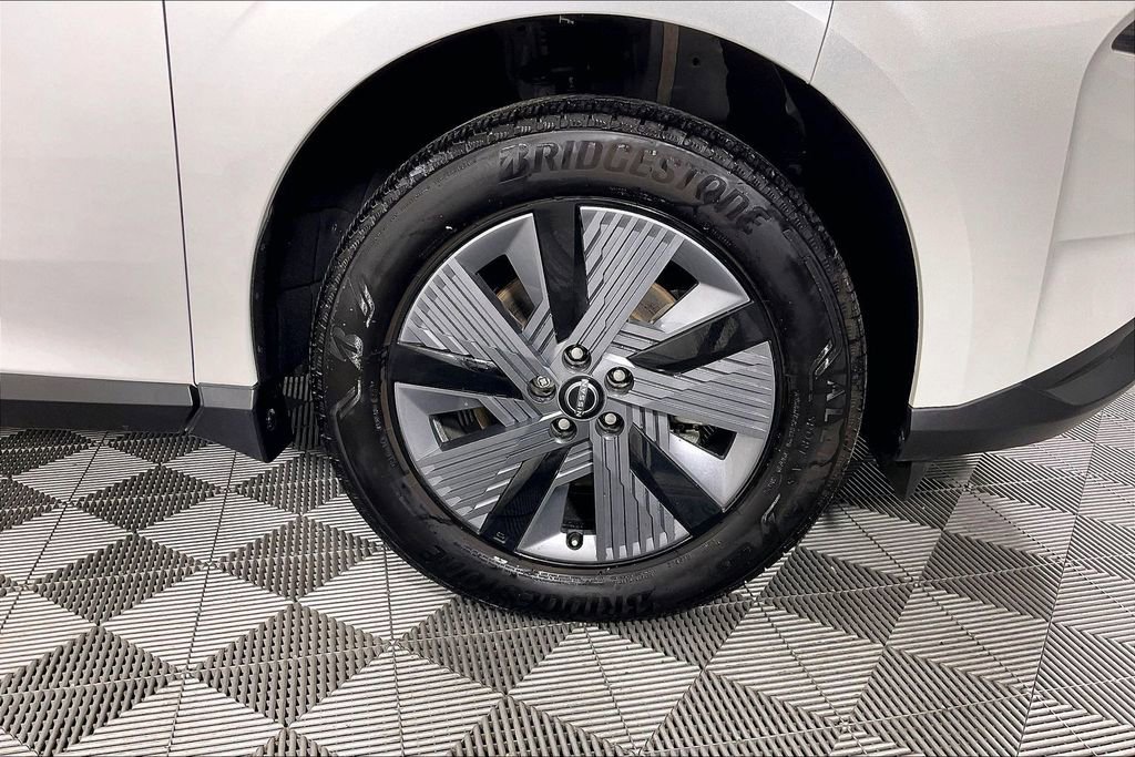 Certified 2025 Nissan Murano SL AWD/4WD image 11