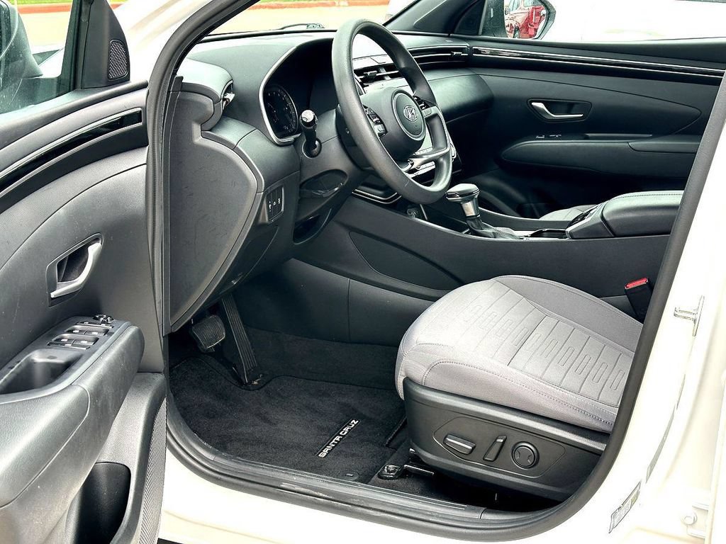 Used 2023 Hyundai Santa Cruz SEL AWD/4WD image 13