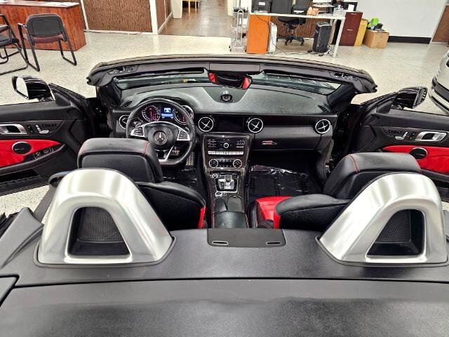 Used 2018 Mercedes-Benz SLC 43 AMG w/ Premium 2 Package image 29