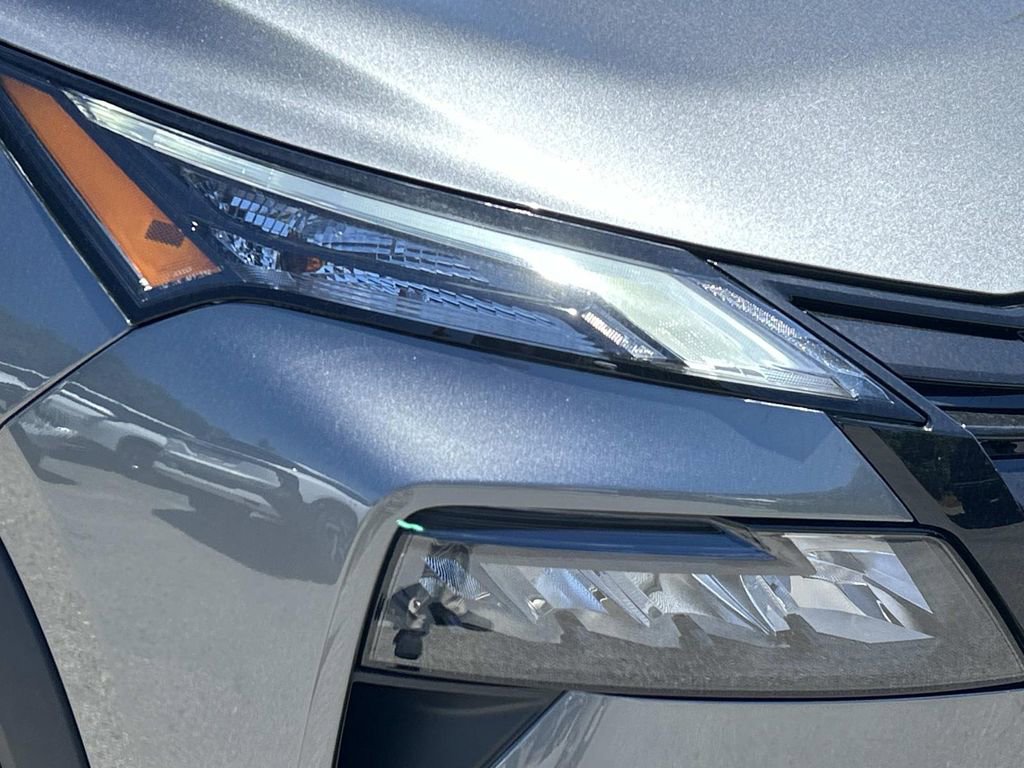 New 2026 Nissan Rogue SV AWD/4WD image 11