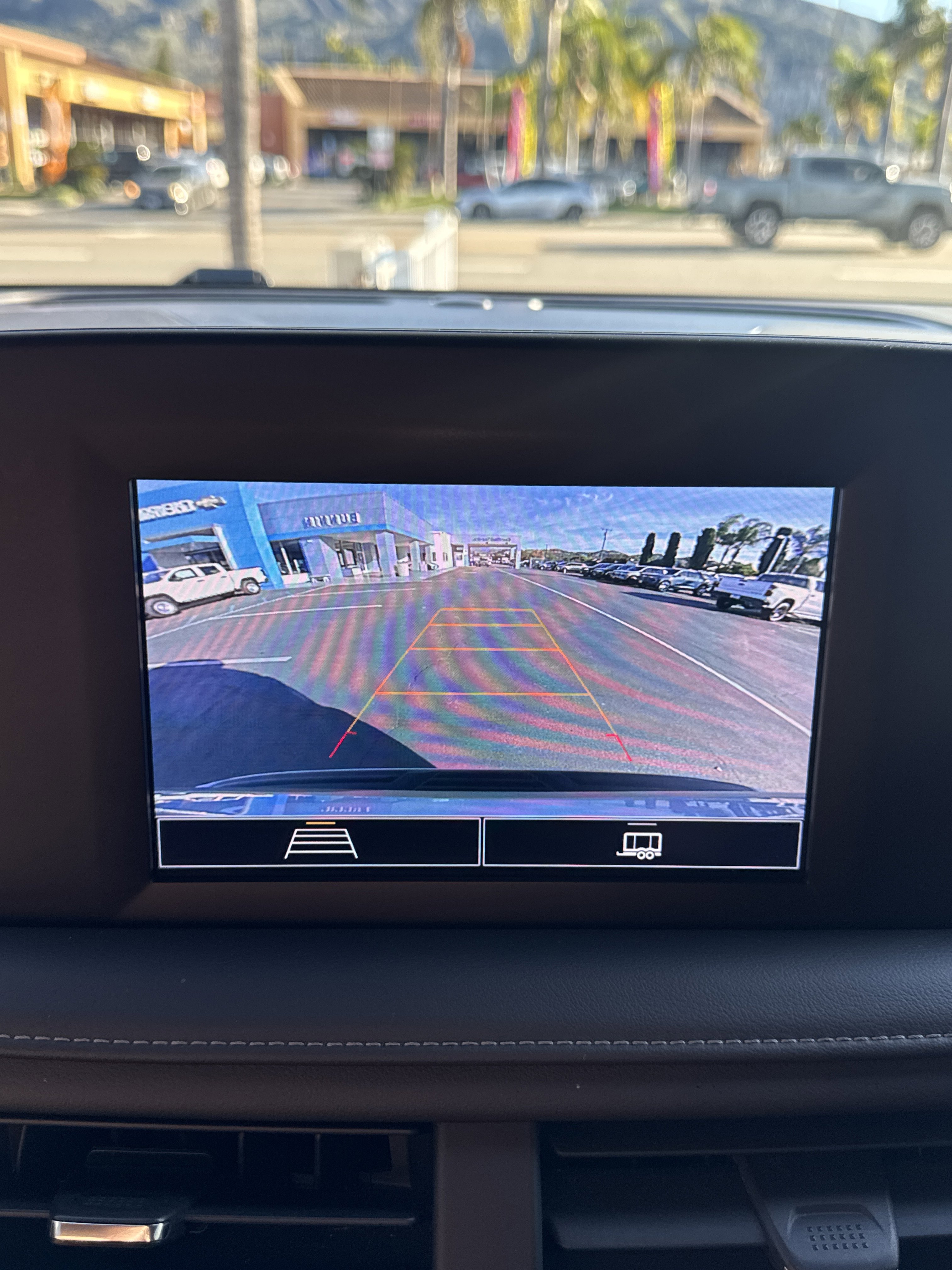 Used 2023 Chevrolet Suburban LS image 28