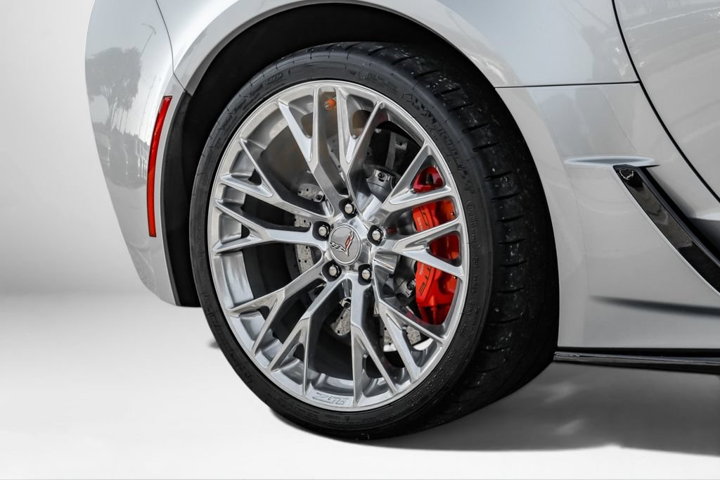 Used 2018 Chevrolet Corvette Z06 RWD image 50