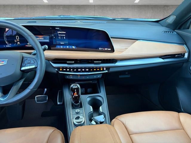 Certified 2024 Cadillac XT4 Sport image 3