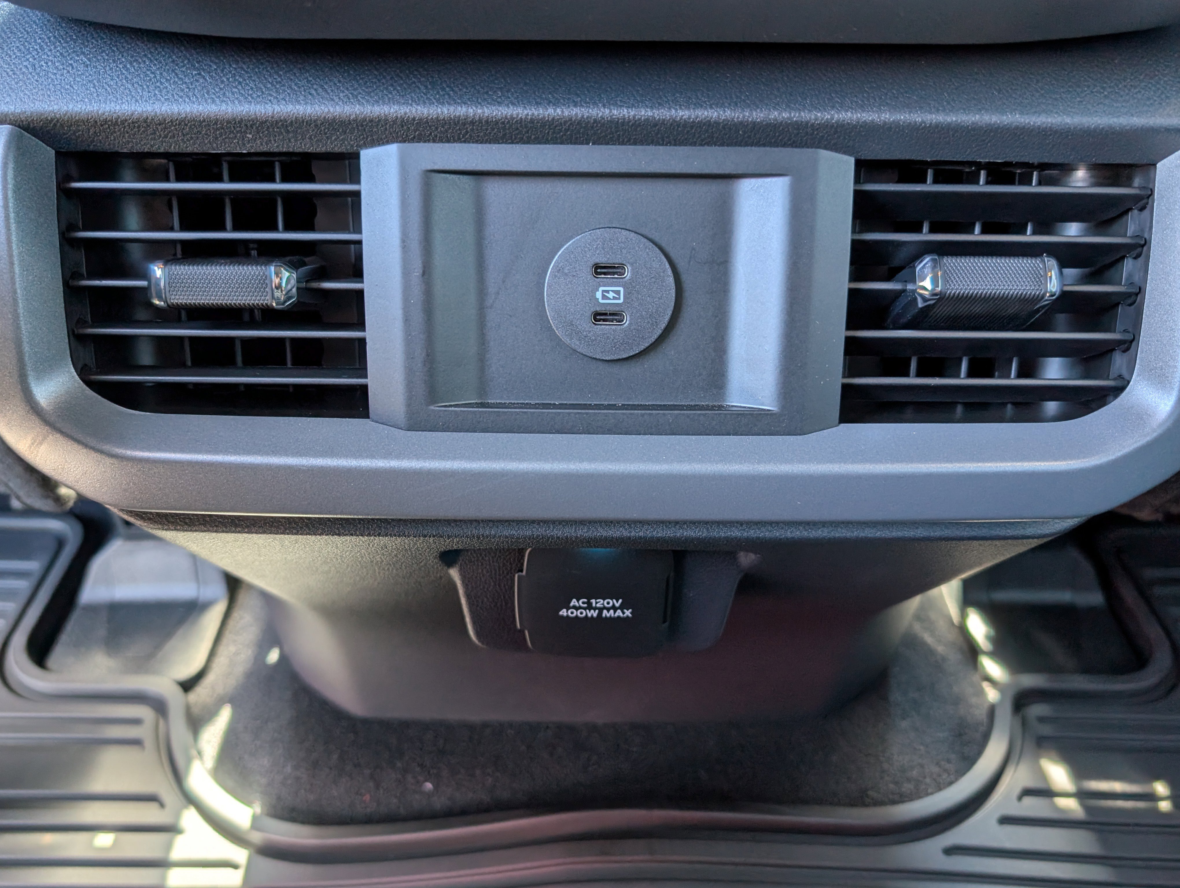 New 2025 Ford F150 XLT w/ Equipment Group 302A MID image 12