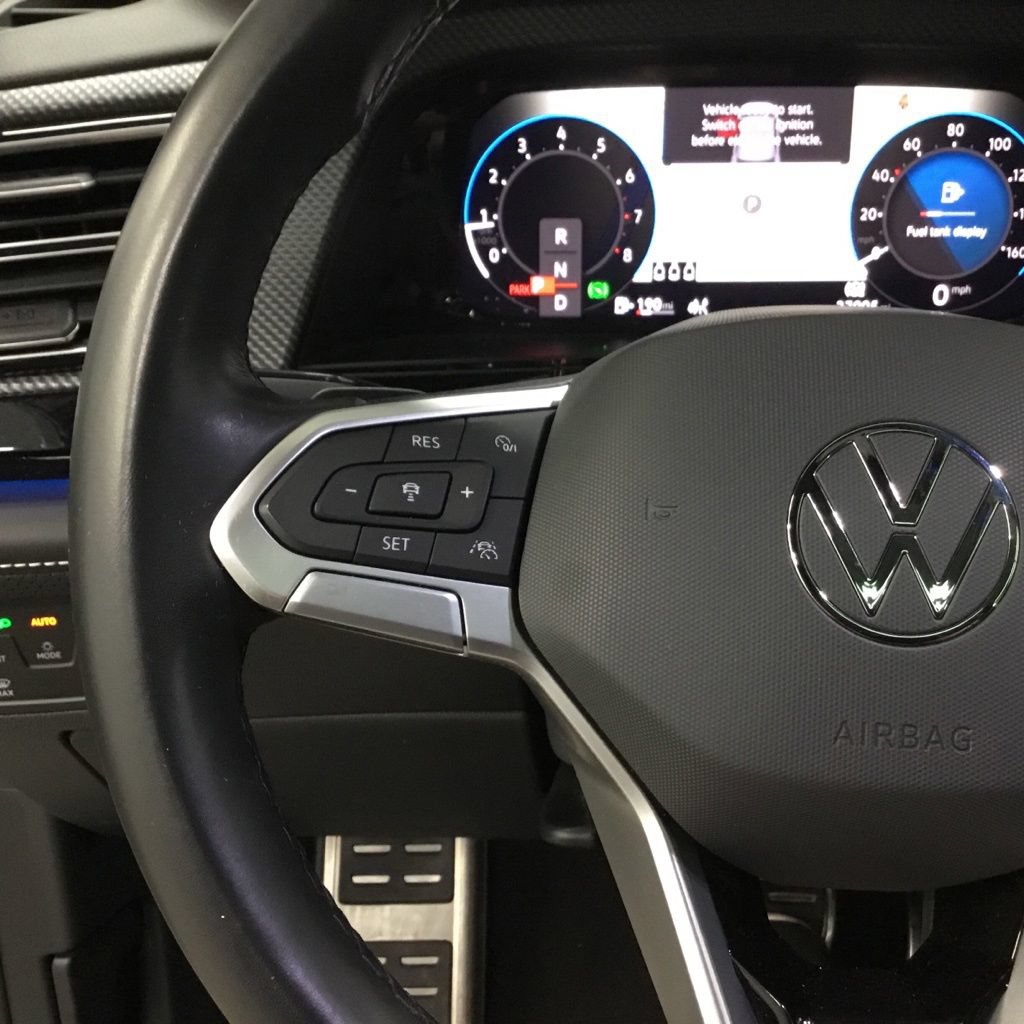 Used 2024 Volkswagen Atlas Cross Sport SEL Premium R-Line AWD/4WD image 20
