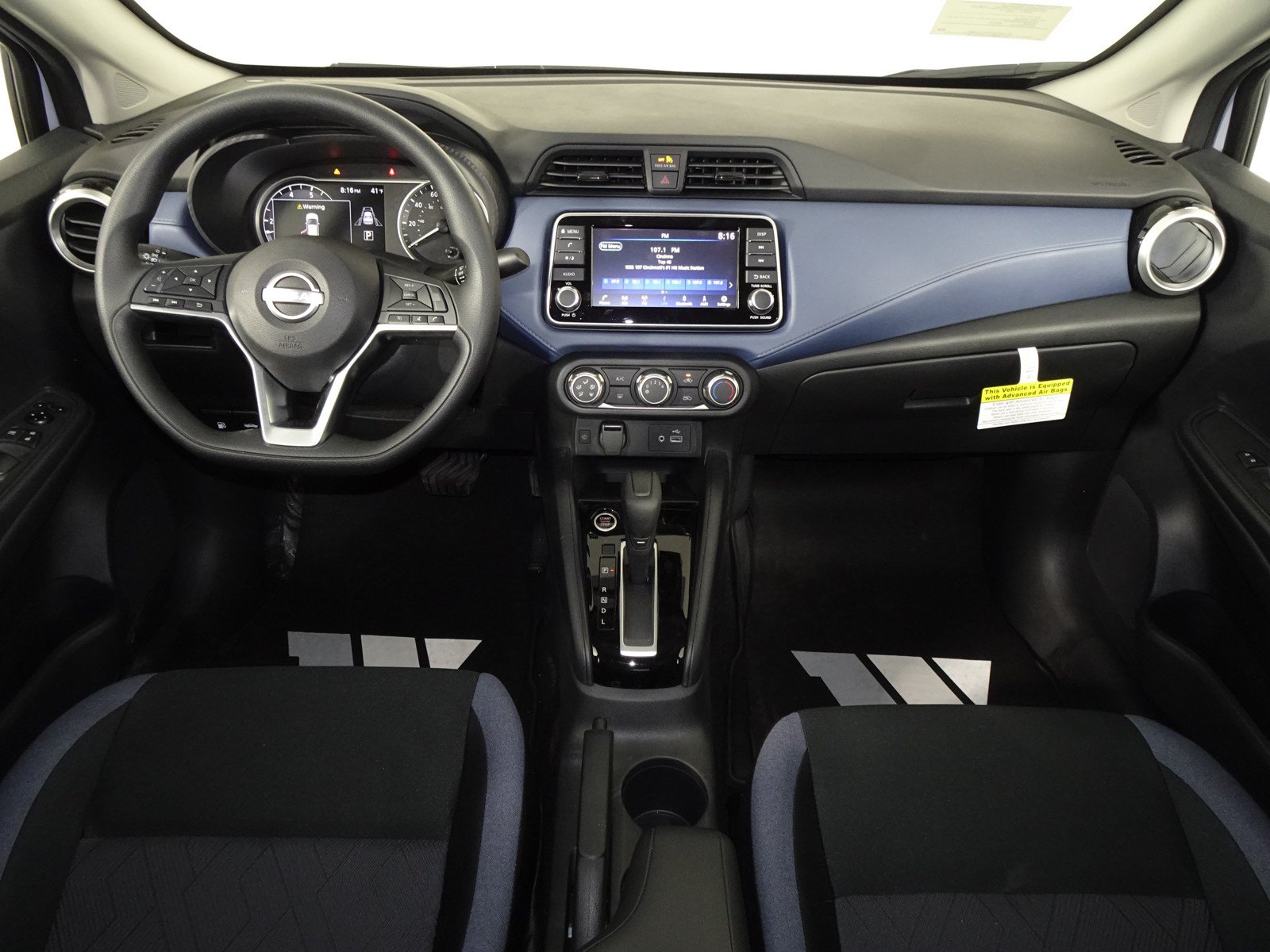 New 2025 Nissan Versa SV w/ Trunk Package FWD image 10