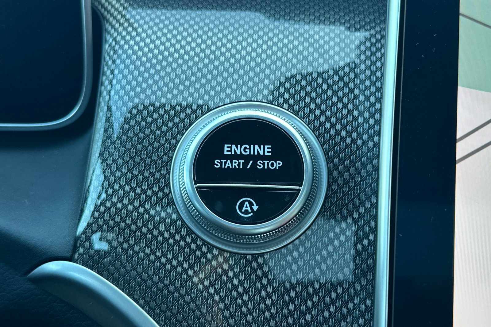 Used 2024 Mercedes-Benz GLC 43 AMG 4MATIC image 23