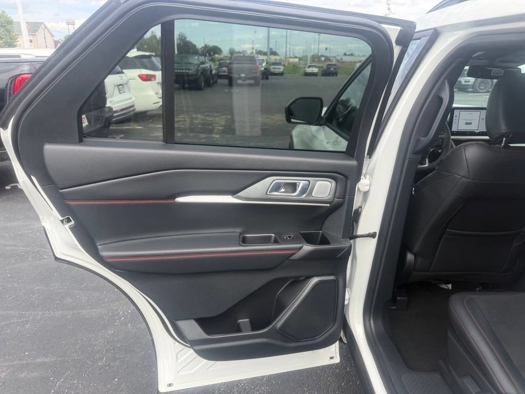 New 2026 Ford Explorer ST AWD/4WD image 34