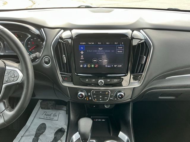 Used 2024 Chevrolet Traverse LT image 27