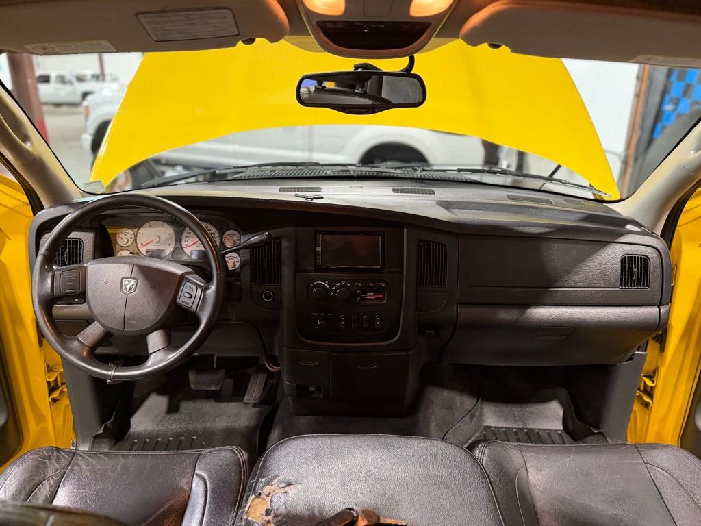 Used 2005 Dodge Ram 3500 Truck SLT AWD/4WD image 14