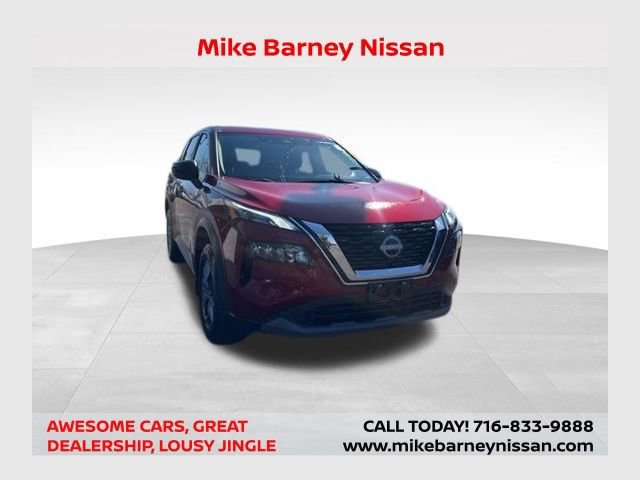 Used 2023 Nissan Rogue S image 1
